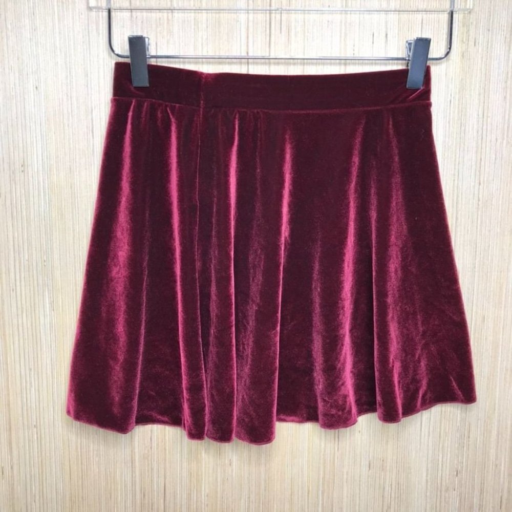 Capezio Burgundy Velvet Flared Circle Skirt Size Large Made in the U.S.A.